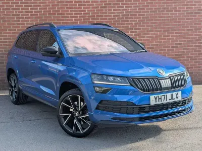 Używany Skoda Karoq SportLine 110 KM (80 kW) 2021 Niebieski SUV