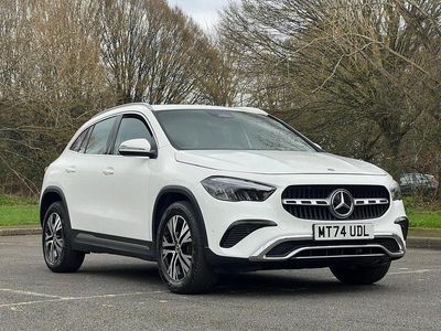 Used Mercedes GLA200 Executive 163 HP (119 kW) 2024 White SUV