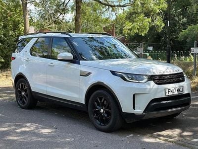 Used 2020 Land Rover Discovery 5 SE SUV | £18,995 (Super price)