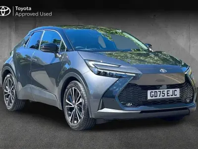 Used Toyota C-HR 140 HP (102 kW) 2026 Ash grey with black roof SUV