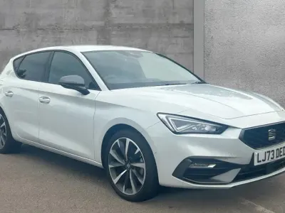 Used Seat Leon FR Sport 150 HP (110 kW) 2024 White