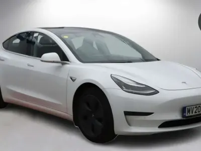 Used Tesla Model 3 Long Range AWD 366 kW (498 HP) 2020 White Sedan