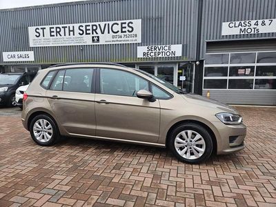 Used VW Golf Sportsvan SE 110 HP (80 kW) 2016 Gold MPV