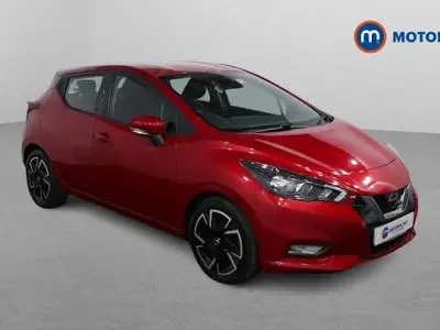 Używany Nissan Micra Acenta 92 KM (67 kW) 2021 Czerwony Hatchback