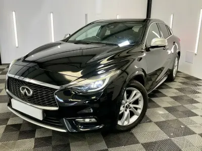 Used Infiniti Q30 Business Executive 109 HP (80 kW) 2017 Black Hatchback