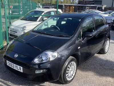 Used Fiat Punto Pop 69 HP (50 kW) 2013 Black Hatchback