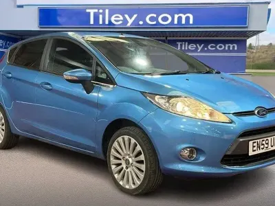 Used Ford Fiesta Titanium 96 HP (70 kW) 2010 Blue Hatchback