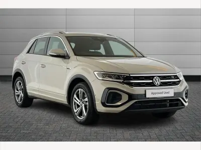 Usado VW T-Roc R-line 150 CV (110 kW) 2025 Gris SUV