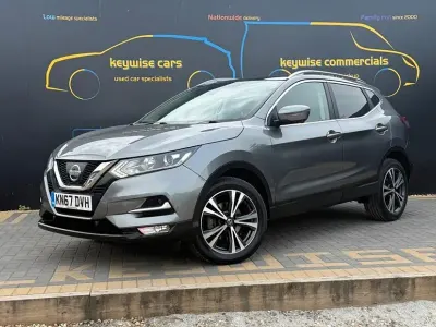 Used Nissan Qashqai N-Connecta 110 HP (80 kW) 2017 Grey SUV