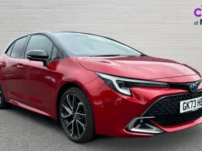 Used Toyota Corolla 140 HP (102 kW) 2023 Red