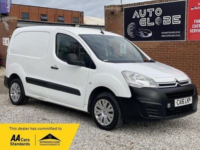 Used Citroën Berlingo 75 HP (55 kW) 2016 White MPV