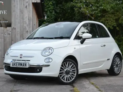 Used Fiat 500 Lounge 69 HP (50 kW) 2015 White Hatchback