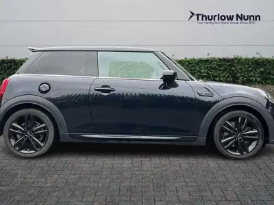 Used Mini Cooper S Hatch 178 HP (130 kW) 2023 Blue and black Hatchback