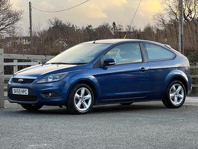 Blue Used 2009 Ford Focus Zetec Hatchback | £2,995 (Fair price)