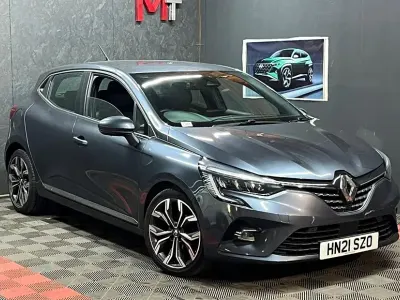 Used Renault Clio Version S 90 HP (66 kW) 2021 Hatchback