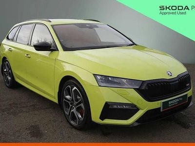 Green Used 2023 Skoda Octavia vRS Estate | £22,950 (Fair price)