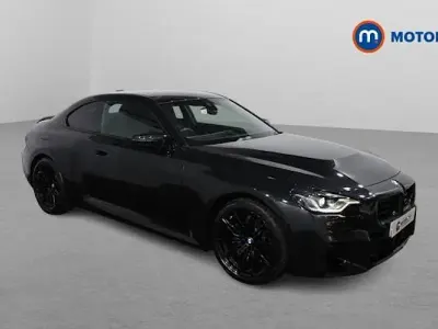 Begagnad BMW M2 480 HK (353 kW) 2025 Svart Sportkupé