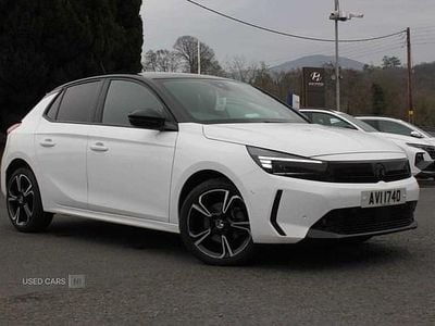 Used Vauxhall Corsa S 100 HP (73 kW) 2023 White Hatchback