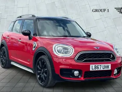Used Mini Cooper S Countryman 224 HP (164 kW) 2018 Red SUV