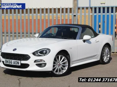 Używany Fiat 124 Spider Lusso Plus 140 KM (102 kW) 2016 Biały Kabriolet