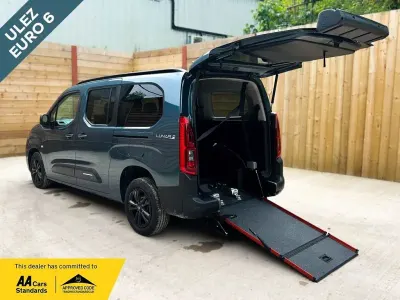 Used Citroën e-Berlingo 2024 Blue MPV