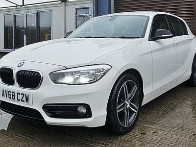 Used BMW 118 Sport Line 134 HP (98 kW) 2018 White Hatchback