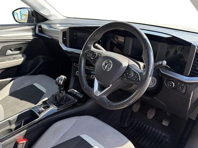 Second-hand Vauxhall Mokka Edition 100 CP (73 kW) 2022 Alb SUV