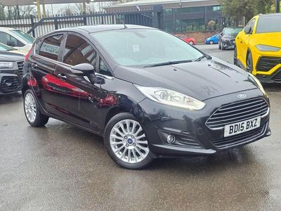 Black Used 2015 Ford Fiesta Titanium Hatchback | £5,495 (Fair price)