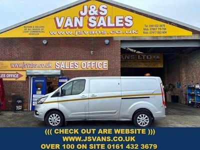 Used Ford Transit Custom Limited 130 HP (95 kW) 2022 Silver Van