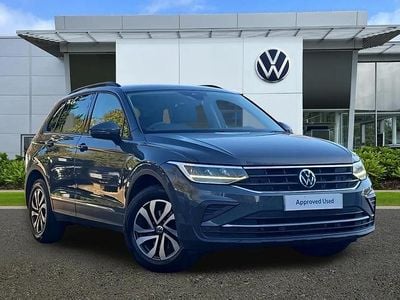 Used VW Tiguan Active 150 HP (110 kW) 2022 Grey SUV