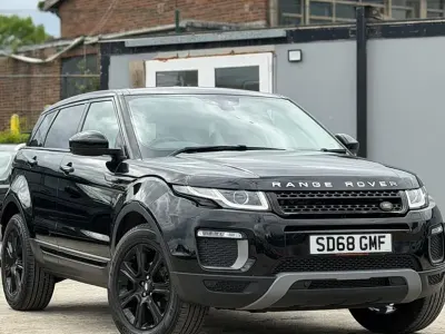 Używany Land Rover Range Rover evoque SE 240 KM (176 kW) 2018 Hatchback