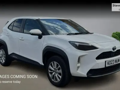 Used Toyota Yaris 2023 White Hatchback