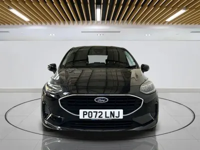 Używany Ford Fiesta Trend 100 KM (73 kW) 2022 Czarny Hatchback