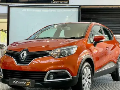 Used Renault Captur Expression+ 90 HP (66 kW) 2013 Orange SUV