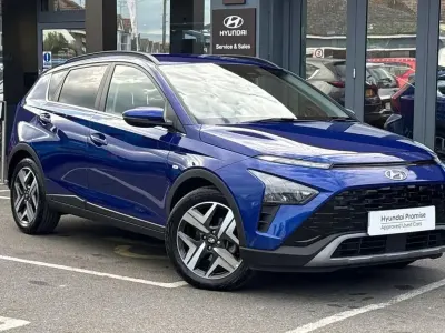 Używany Hyundai Bayon Premium 99 KM (72 kW) 2023 Niebieski SUV