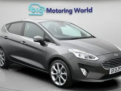 Usado Ford Fiesta Titanium X 125 HP (91 kW) 2020 Cinzento Citadino