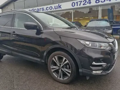 Used Nissan Qashqai N-Connecta 140 HP (102 kW) 2019 Black SUV