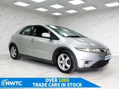 Used Honda Civic SE 2011 Silver Hatchback