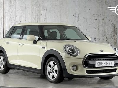 Używany Mini Cooper Hatch 134 KM (98 kW) 2018 Biały Hatchback