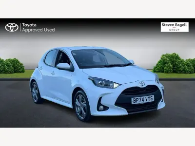 Second-hand Toyota Yaris Hybrid 2025 Alb Hatchback