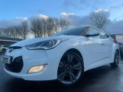 Used Hyundai Veloster Sport 140 HP (102 kW) 2012 White Hatchback