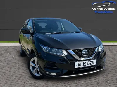 Used Nissan Qashqai Acenta Premium 115 HP (84 kW) 2019 Black SUV