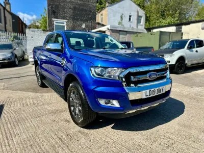 Begagnad Ford Ranger Limited 200 HK (147 kW) 2019 Blå Pickup