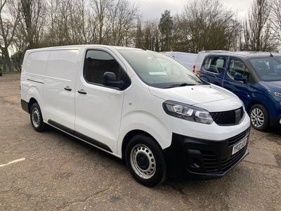 White Used 2022 Fiat Scudo Van | £8,495 (Fair price)