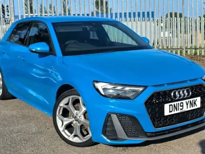 Used Audi A1 Sportback S-Line 116 HP (85 kW) 2019 Blue Hatchback