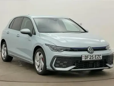 Used VW Golf VIII GTE 267 HP (196 kW) 2025 Blue Hatchback