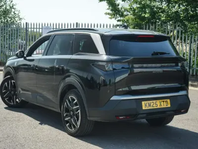 Used Peugeot 5008 GTi 134 HP (98 kW) 2025 Black SUV