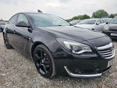 Used Vauxhall Insignia SRi 170 HP (125 kW) 2016 Black Hatchback