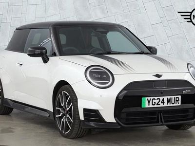 Used Mini Cooper SE Hatch 158 kW (215 HP) 2024 White Hatchback