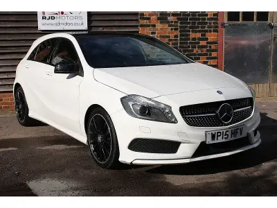 Used Mercedes A180 AMG 109 HP (80 kW) 2015 White Hatchback